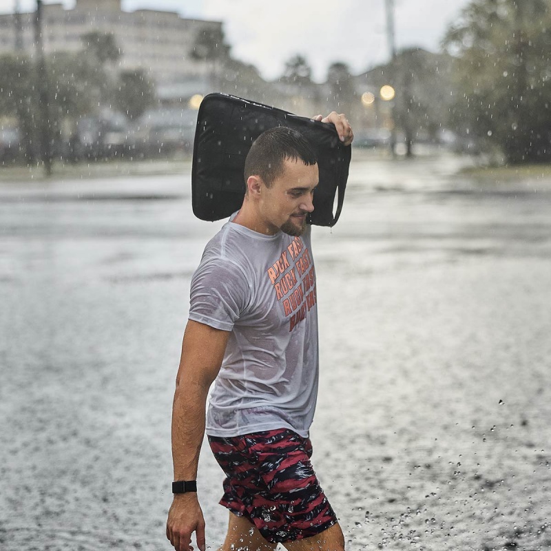 White Goruck Ruck Fast Men's T-Shirt | CA-COW-276851